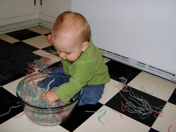 Pile Of Worms {Playing With Baby, Day 19} - finddailyjoy.com