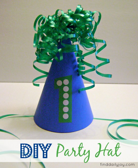 Party Hat {Tutorial} - finddailyjoy.com