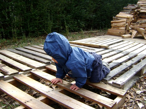 Playing Outside - finddailyjoy.com
