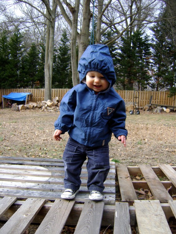 Playing Outside - finddailyjoy.com