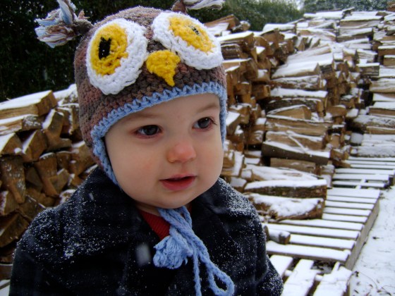 Playing In The Snow - finddailyjoy.com