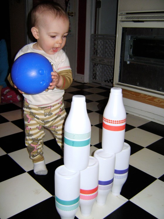 Washi Tape Bowling Pins {Tutorial} - finddailyjoy.com